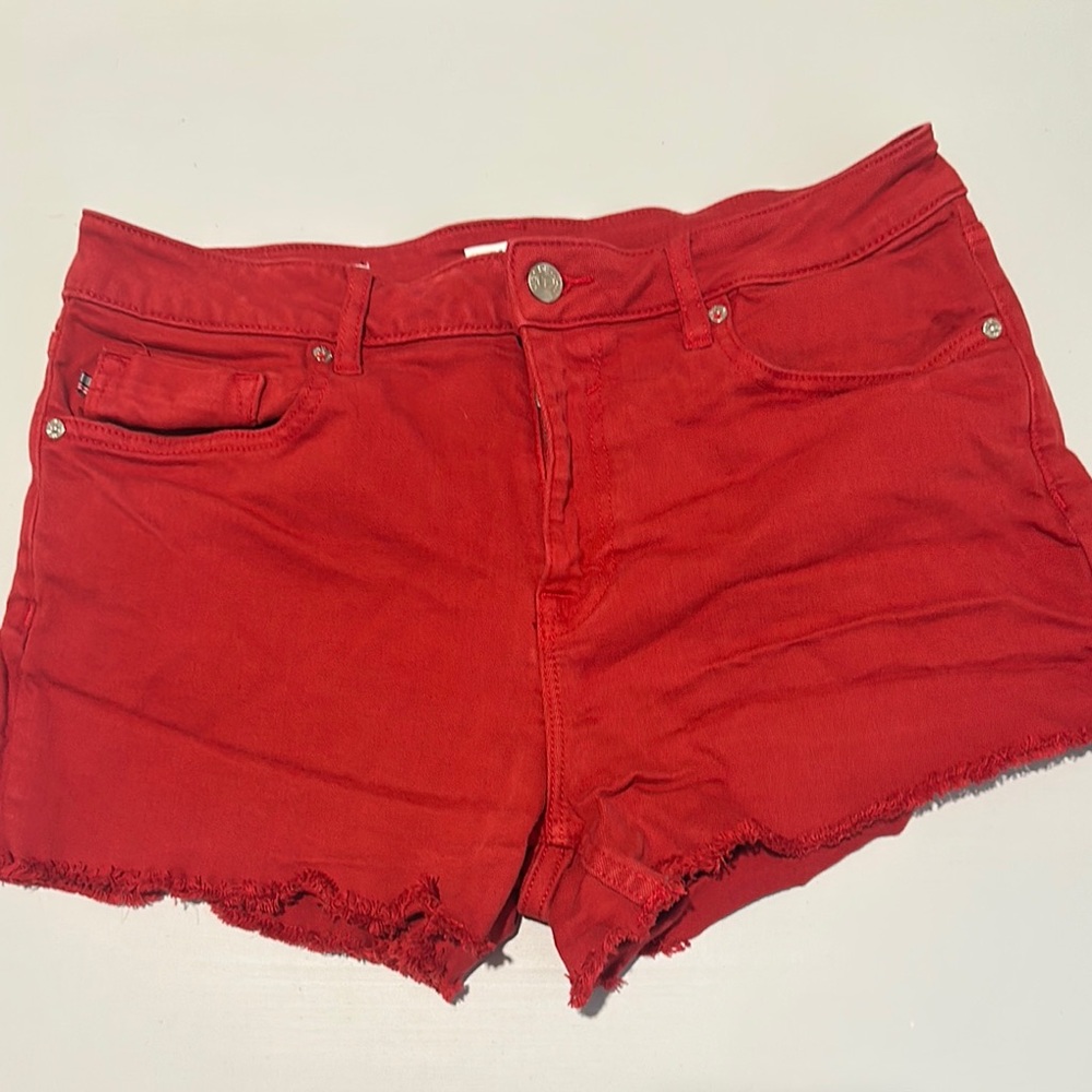 Vigoss Red High Waisted Jean Shorts Frayed Hem Cut-Off Style